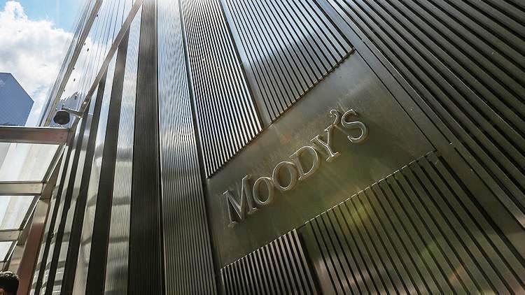 Moody's İngiltere'nin not görünümünü negatife çevirdi