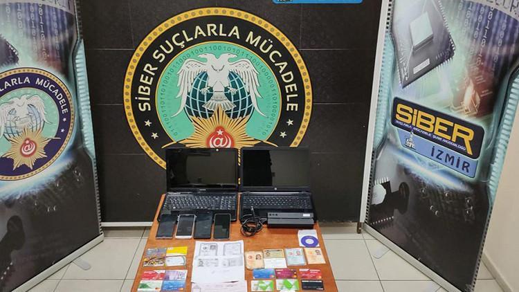 Yemek getiren kuryeler kredi kartlarını kopyalamış: 4 gözaltı
