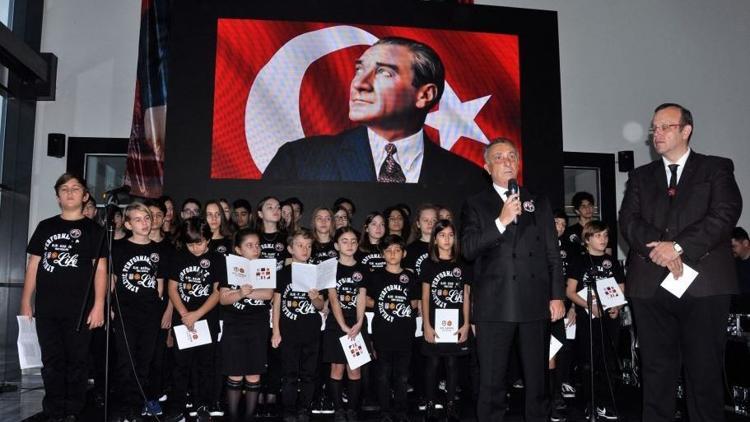 Ahmet Nur Çebi, Atatürk'ü anma törenine katıldı