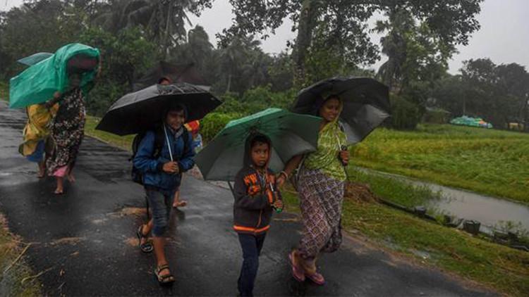 Bangladeş'te en az 1,5 milyon kişi tahliye edildi