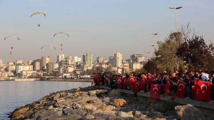 Maltepe'de Ata'ya Saygı Zinciri