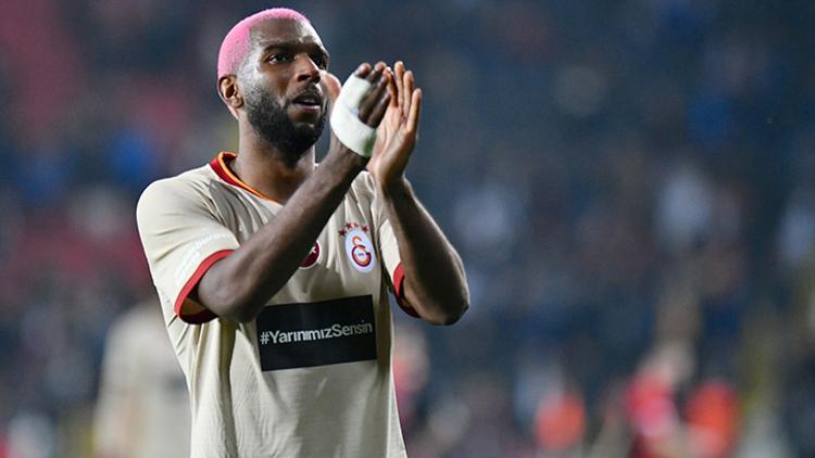 Ryan Babel'den Pascal Nouma'ya cevap!