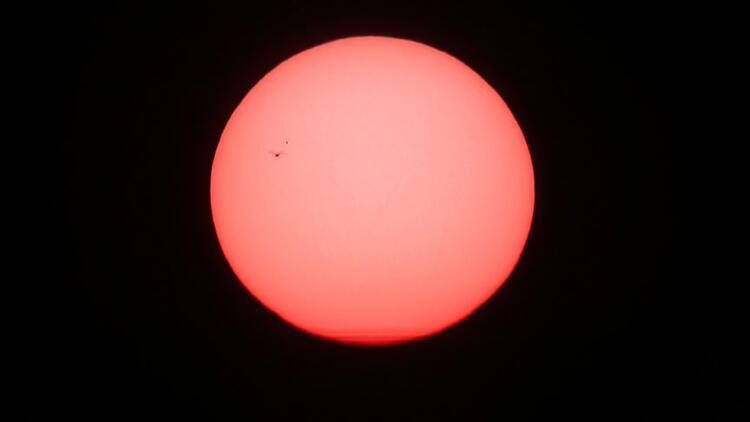 TÜBİTAK Ulusal Gözlemevi, Merkürün Güneşin önünden geçişini canlı yayınladı