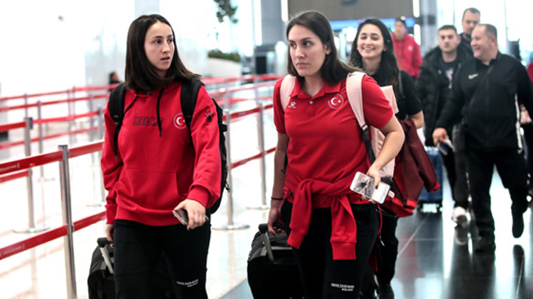 A Milli Kadın Basketbol Takımı Sırbistan'a gitti