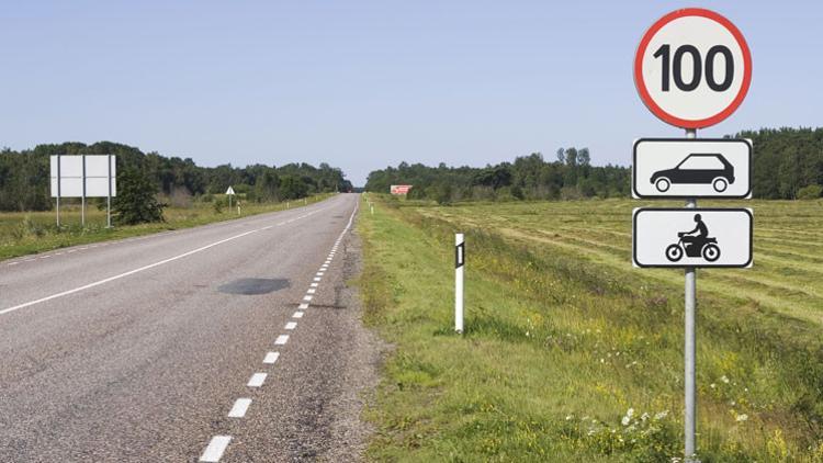 Hollanda’da hız sınırı 100 km’ye indiriliyor