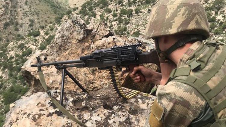 Son dakika: PKK'ya ağır darbe! 8 terörist etkisiz hale getirildi