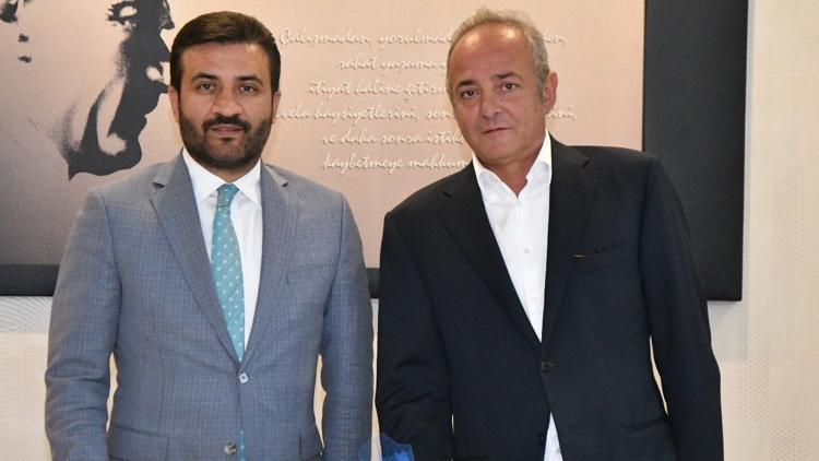 Murat Cavcav'dan Fatih Mert'e "hayırlı olsun" ziyareti