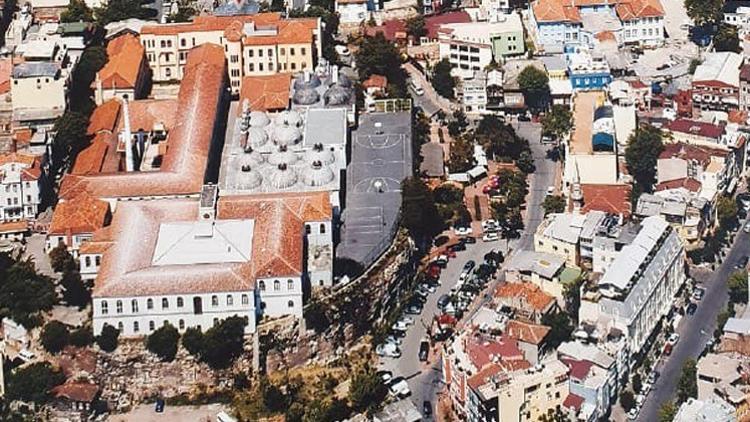 Üniversitelilerin sorunları araştırılıyor
