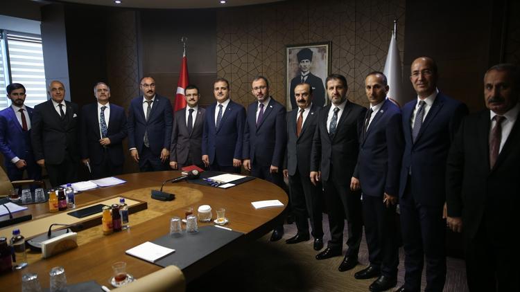 Gençlik ve Spor Bakanlığından Hakkari ve Batman'a 56 milyon liralık yatırım