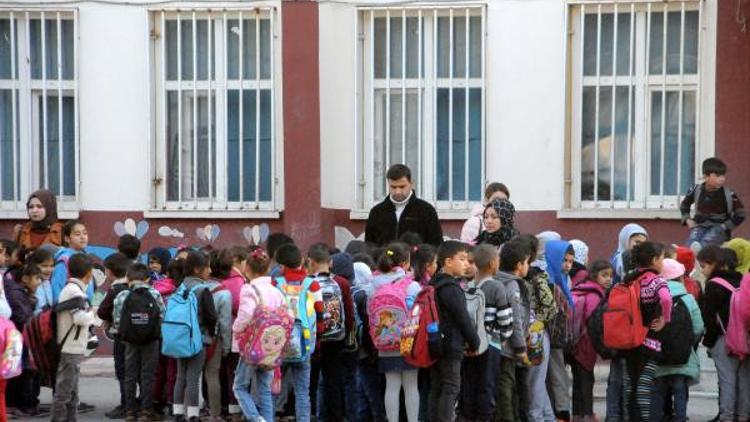 Akçakale'de telafi eğitimi ara tatilde devam ediyor