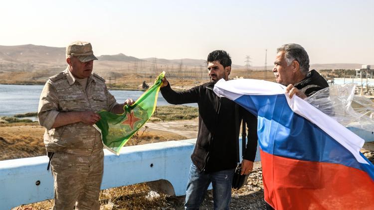 Rusya ABD'nin boşalttığı Tişrin üssüne de yerleşti