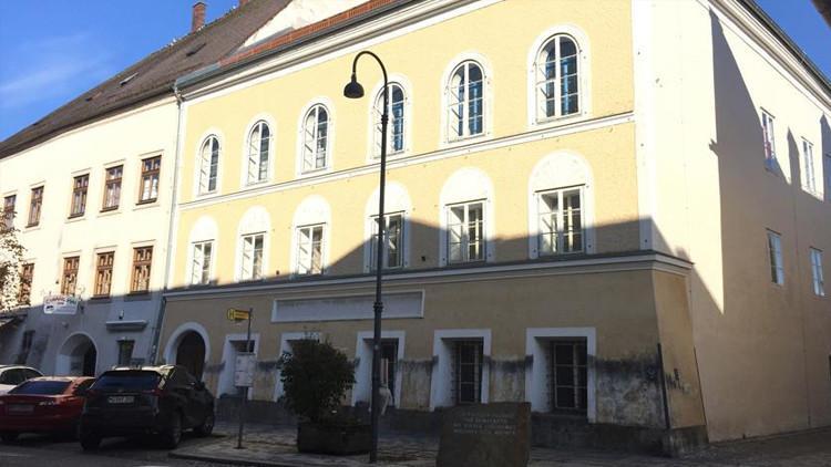 Adolf Hitler'in doğduğu ev polis merkezi olacak