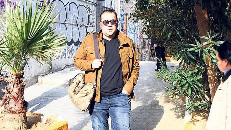 Ata Demirer: Arkadaşlar benim haber değerim mi var!