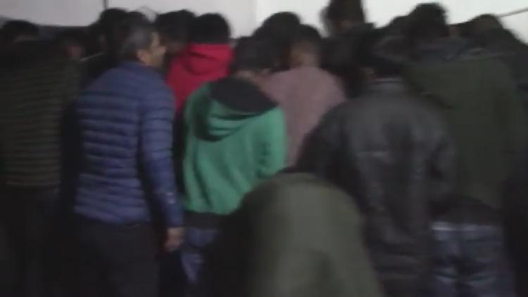 İstanbul'da kaçak göçmen operasyonları! 'Şok Evi'nde yakalandılar