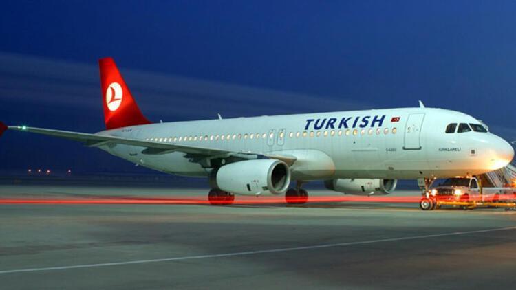 THY uçağı pistten çıktı; yolcular tahliye edildi