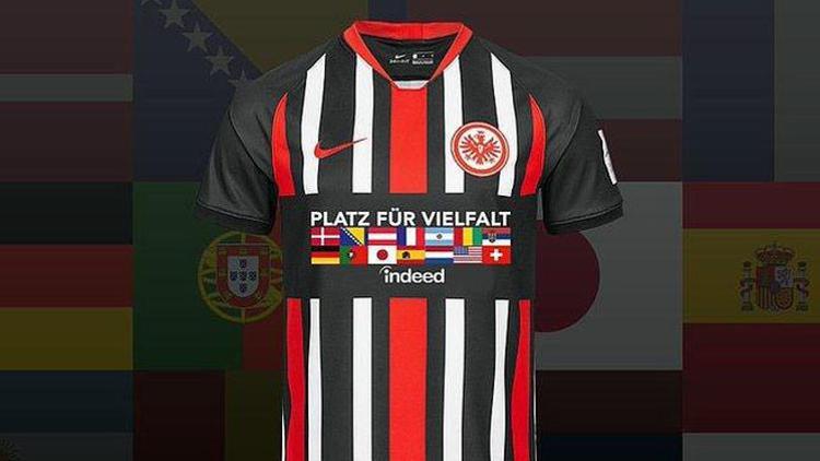 Eintracht Frankfurt’tan alkışlanan hareket! Irkçılık ve ayrımcılığa karşı…