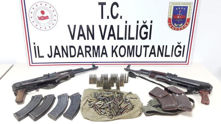 Çatak'ta PKK'nın silah ve mühimmatı ele geçirildi
