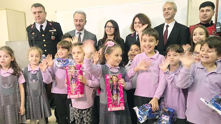 Jandarmadan anlamlı ziyaret