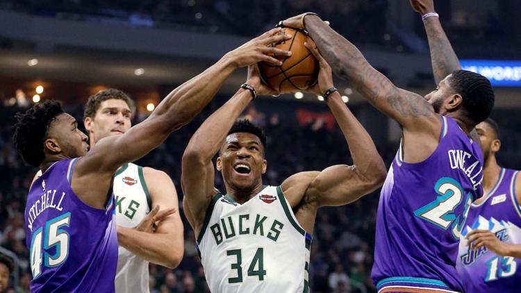 Antetokounmpo coştu, Bucks Jazz'ı devirdi