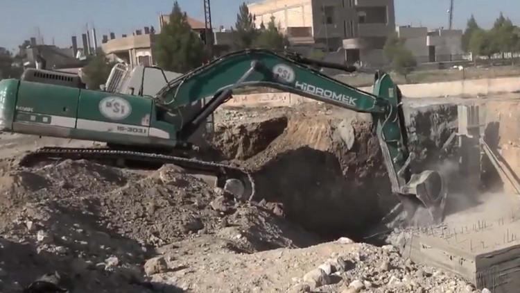 Resulayn'da tüneller iş makineleriyle kapatıldı