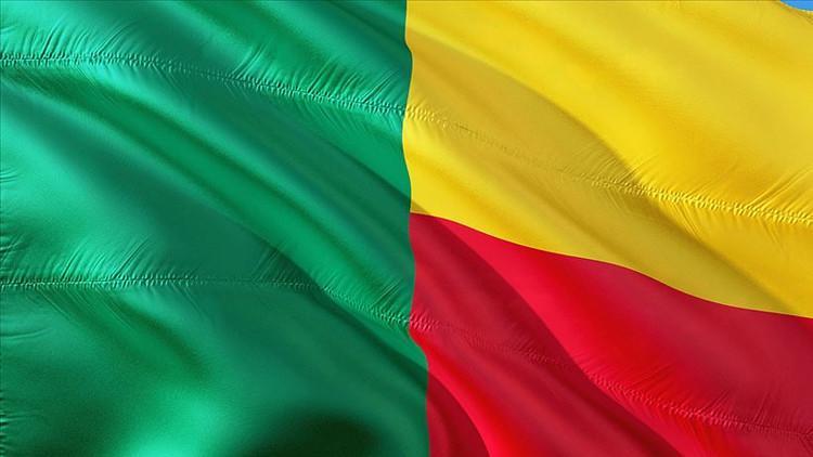 Benin AB Büyükelçisi'ni 'ülkede istenmeyen adam' ilan etti