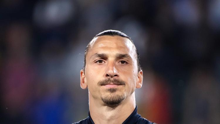 Flaş! Zlatan İbrahimovic transfer teklifini reddetti