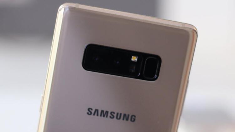 Samsung telefon sahiplerine Android 10 güncellemesi uyarısı