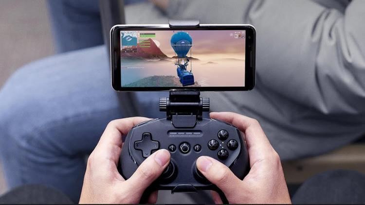 SteelSeries kablosuz oyun kumandasını piyasaya sürdü