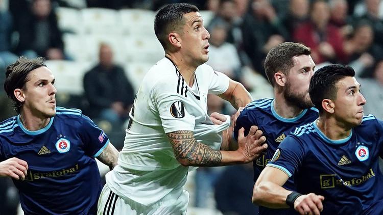 Caner Erkin ve Enzo Roco haftanın 11'inde