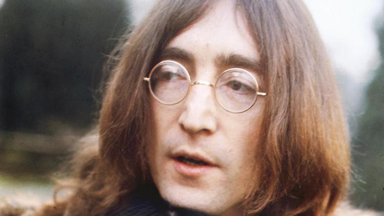 John Lennon’ın gözlüğü satılıyor