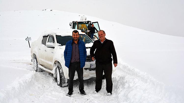 Yaylada mahsur kalanlar kurtarıldı