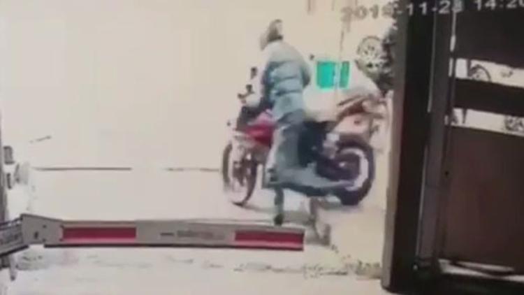 Gündüz vakti 20 saniye içinde çaldılar