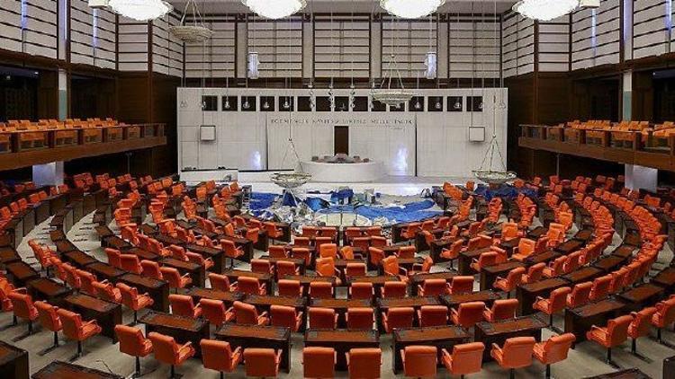 Son dakika... Baca filtresine erteleme yok! Teklif yeni haliyle Meclis'te kabul edildi