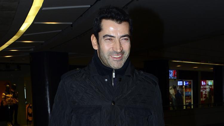 Kenan İmirzalıoğlu'nun keyfi yerinde