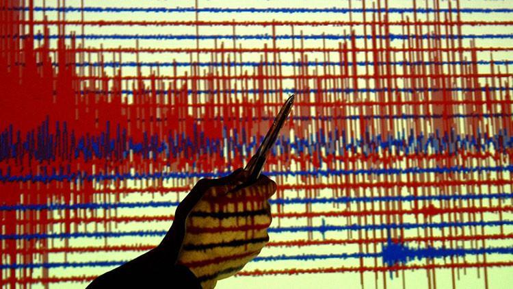 Son dakika... Yunanistan'da 4.9 büyüklüğünde deprem