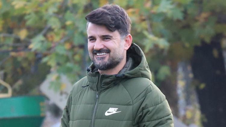 Menemenspor’da sağ bekler döndü! Cenk Laleci takımdan memnun...