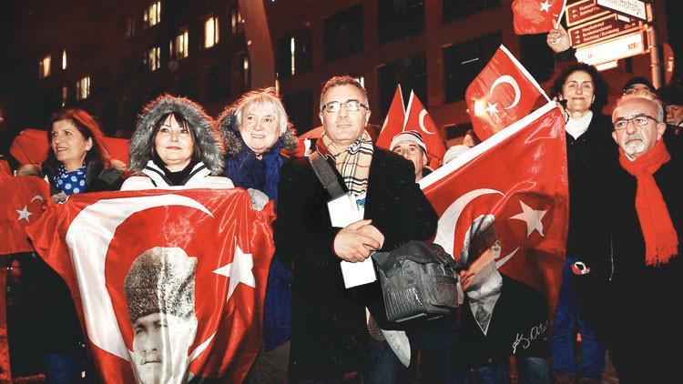Son dakika haberi: Atatürk’e çirkin iftira! Büyük tepki...