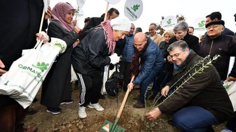 Tunç Soyer: İzmir'de doğan her çocuk için fidan dikilecek