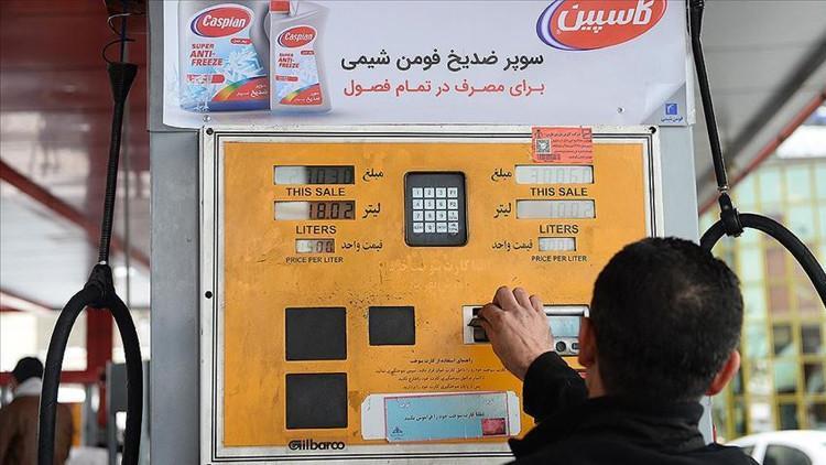 İran'da zamdan sonra benzin tüketimi yüzde 22 düştü
