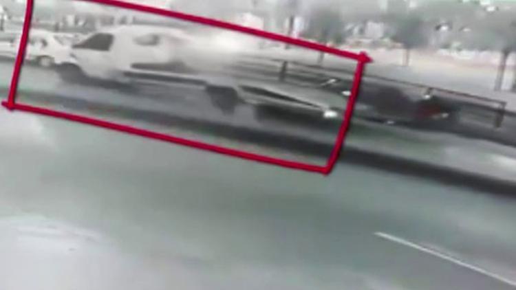 Çekici ile otomobil çalanlar yakalandı