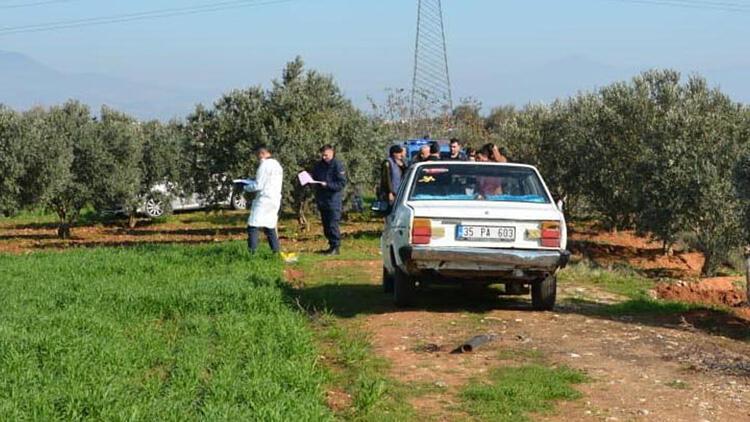 İzmir'de otomobil içinde ceset bulundu