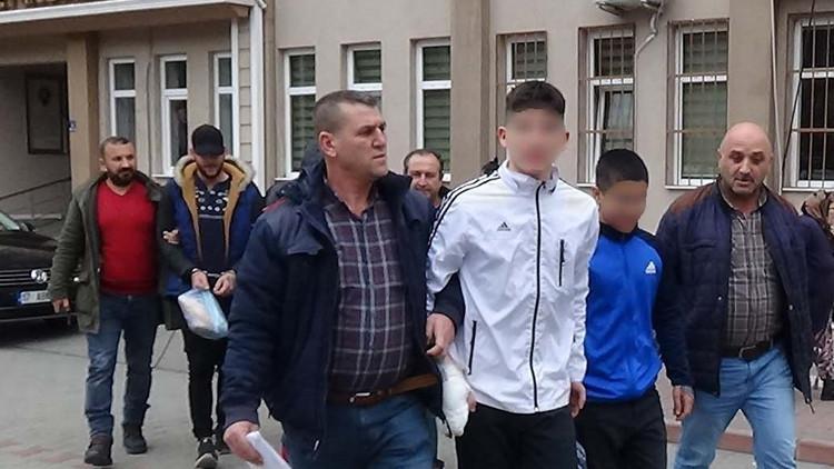 Çanakkale’de hırsızlık şüphesi 4 kişi yakalandı