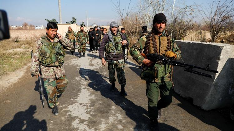 Son dakika... Afganistan'da ABD hava üssü yakınında saldırı: Çok sayıda yaralı var