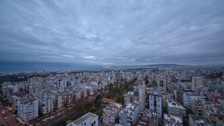 Son dakika… İlk kırmızı kodlu uyarının yapıldığı Antalya'da yağış başladı