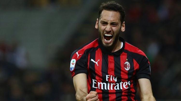 Hakan Çalhanoğlu'na sürpriz talip