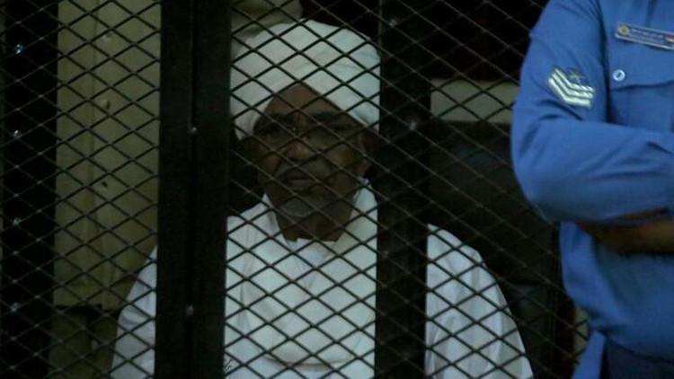 Devrik Sudan lideri Ömer el-Beşir, 2 yıl hapse mahkum edildi