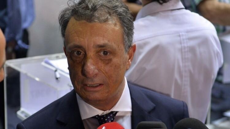 Beşiktaşlı taraftardan Ahmet Nur Çebi'ye 'Avcı' tepkisi; "Terbiyesiz!"