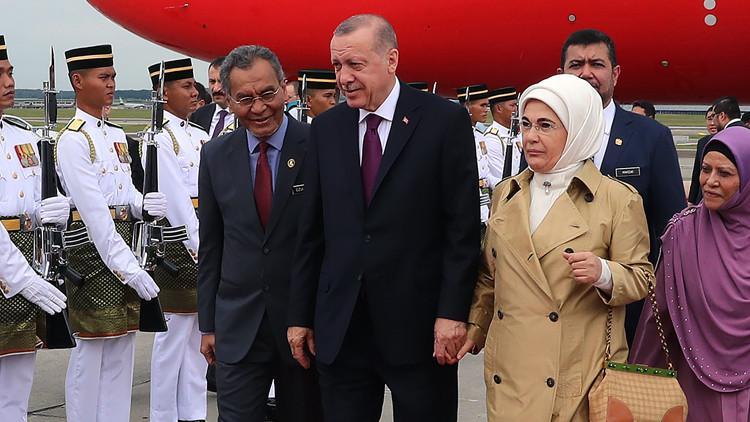 Son dakika haberi: Cumhurbaşkanı Erdoğan, Kuala Lumpur Zirvesi'ne katılmak üzere Malezya'ya geldi