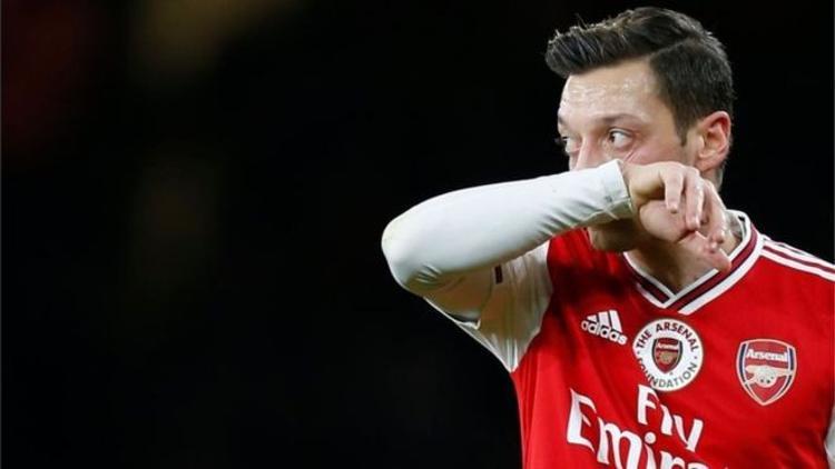 Mesut Özil PES 2020'nin Çin'de satılan versiyonundan çıkartıldı