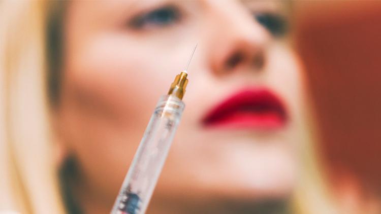 Merdiven Altı Estetik Yüz Anatomisini Bozabilir